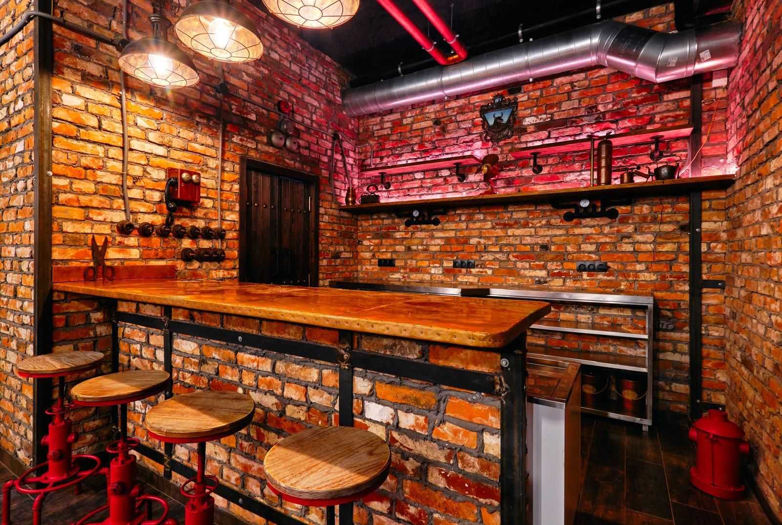 Bar-cafetería: Barra de cobre